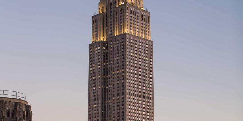 东南亚背包客省钱全攻略：青旅选择、当地交通与街头美食旅行指南