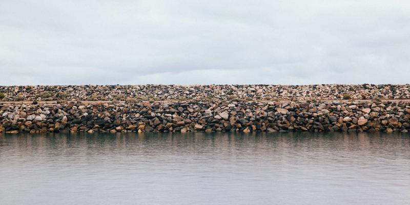 冰岛环岛自驾游终极指南：黄金圈、冰川徒步与极光观测最佳地点全攻略 | 齐齐旅游